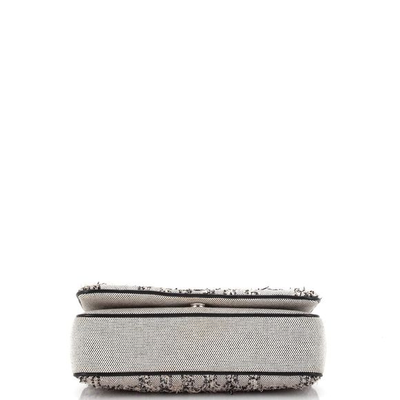 Burberry Lola Top Handle Bag Needle #76760B11B - Picture 4 of 9